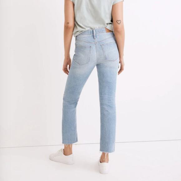 Madewell The Perfect Vintage Jean in Coney Wash: Destroyed Edition - Picture 2 of 9